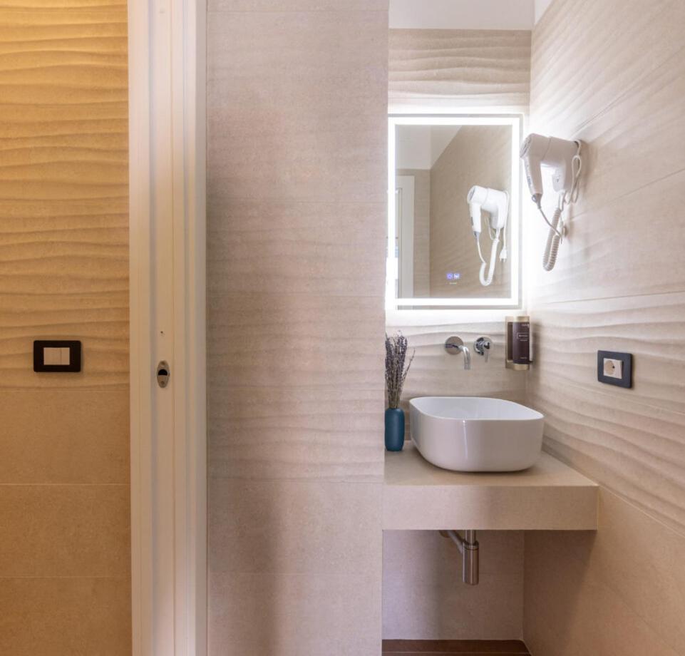 Armony Luxury Suites Katanya Dış mekan fotoğraf